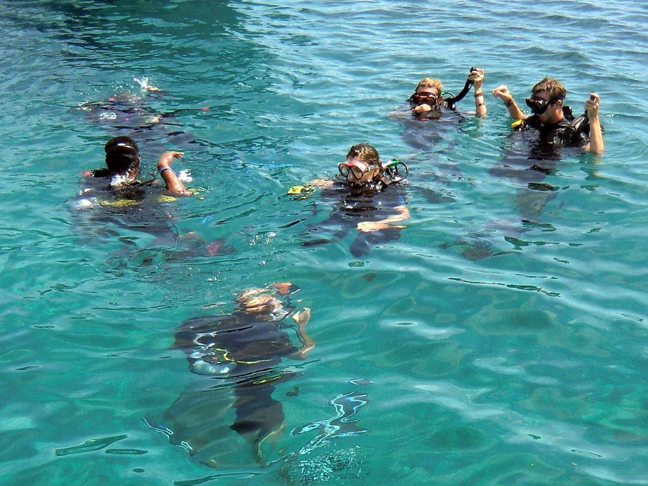 Bunaken Sea Garden Resort Екстериор снимка