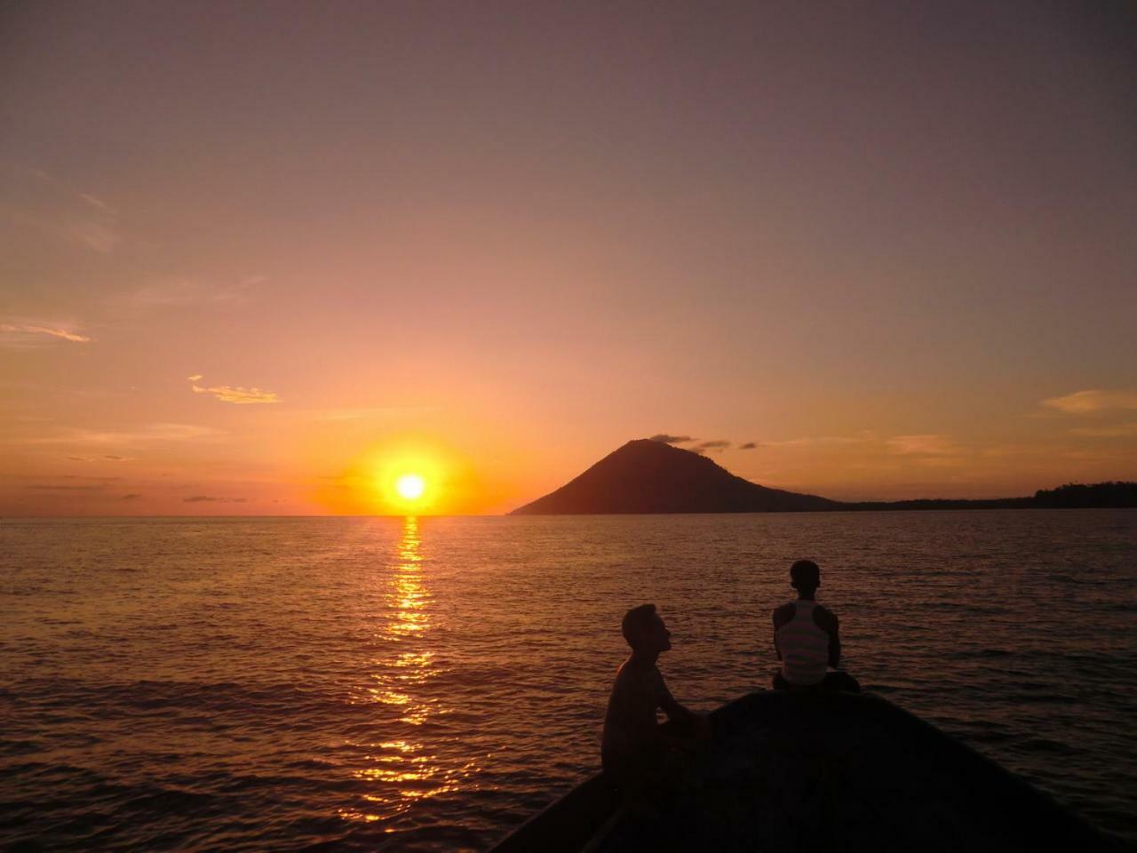 Bunaken Sea Garden Resort Екстериор снимка